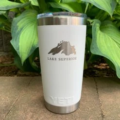 Yeti Lake Superior Rambler 20 Water Bottles & Drinkware