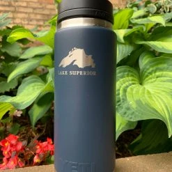 Yeti Lake Superior Rambler 26 W/Chug Cap