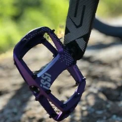 Bike Accessories ISSi Stomp Pedals - Platform, Aluminum, 9/16