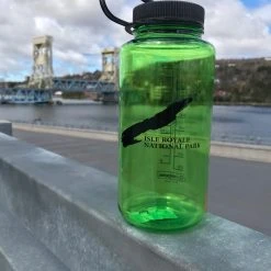 Down Wind Sports Water Bottles & Drinkware Nalgene Isle Royale 32oz Wide Mouth Pear