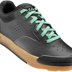 LIV Women's Shuttle Flat Footwear